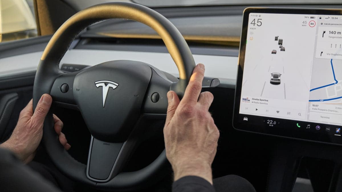 Tesla Recalls 219,000 Cars Over Camera Bug