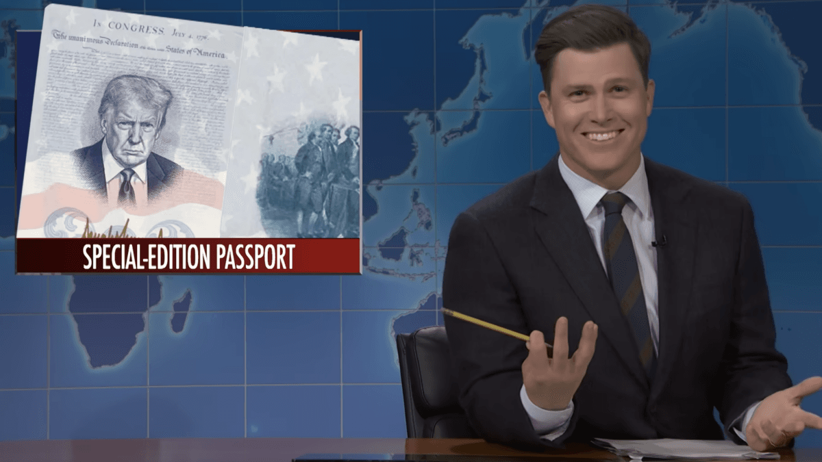 SNL Weekend Update Roasts Spirit Airlines